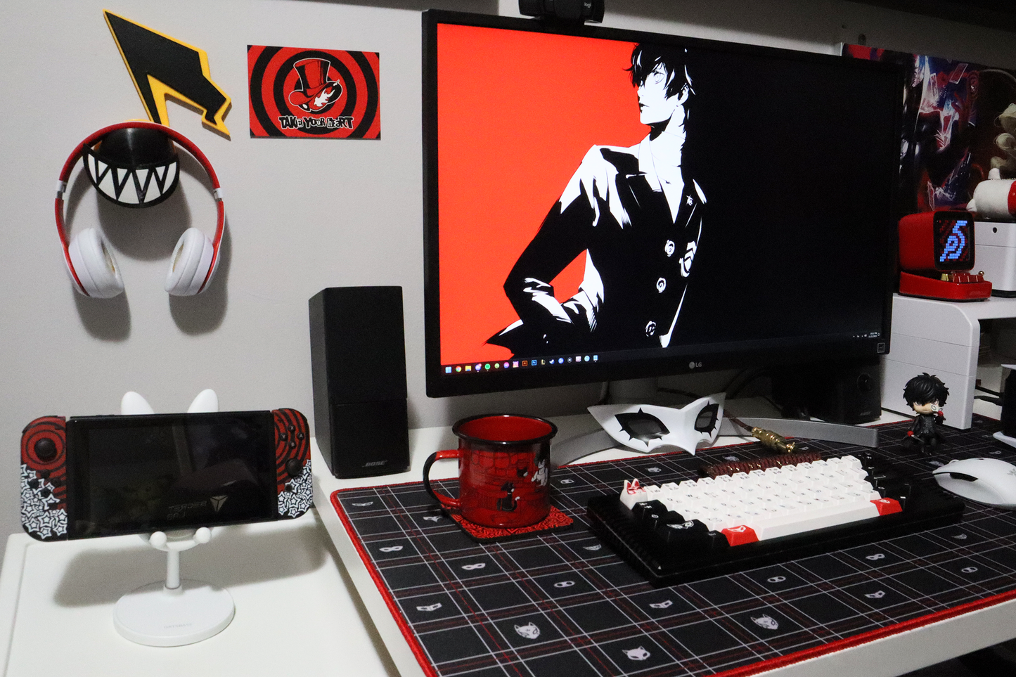Masked Thieves Deskmat
